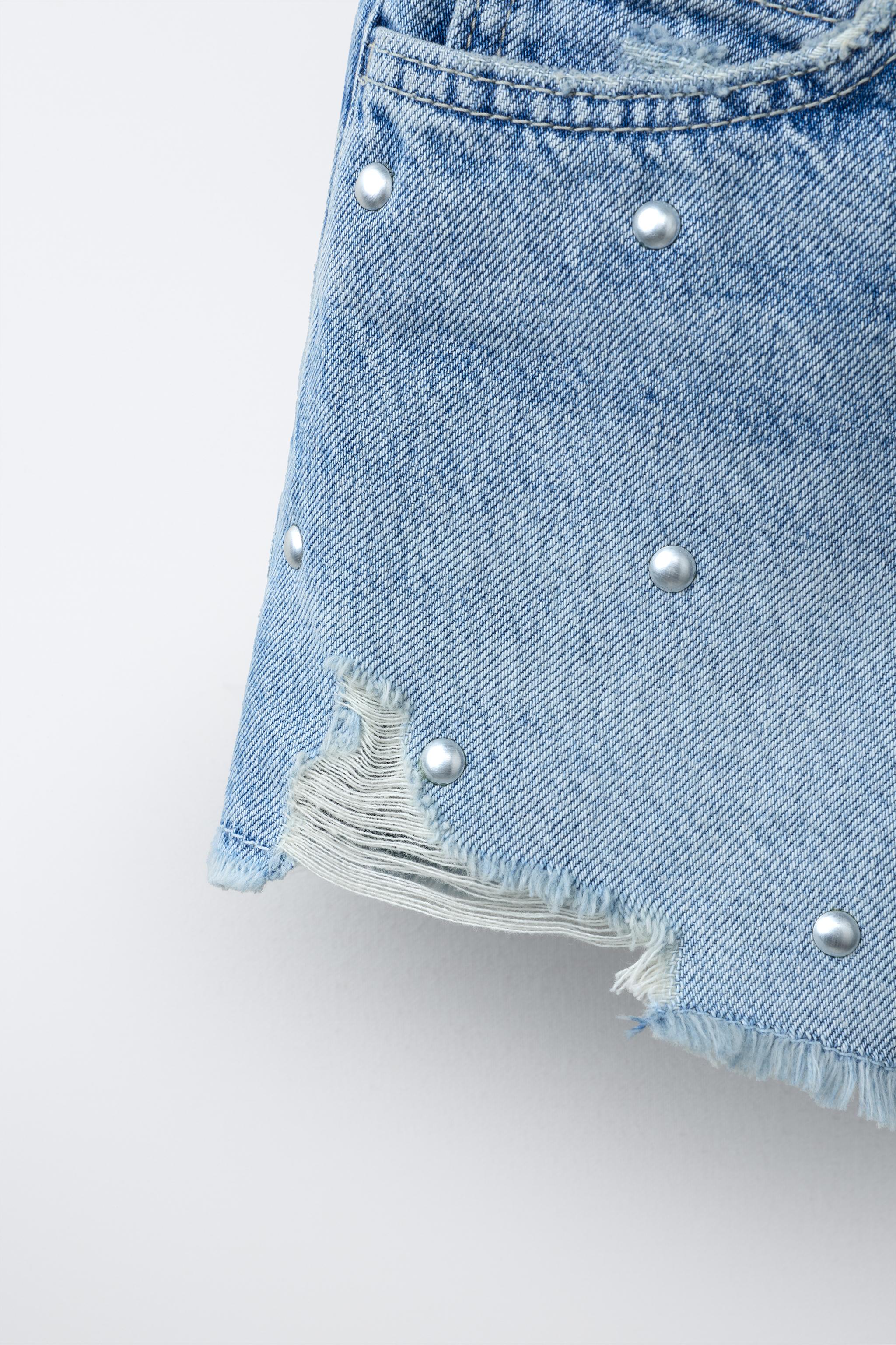 STUDDED DENIM SHORTS